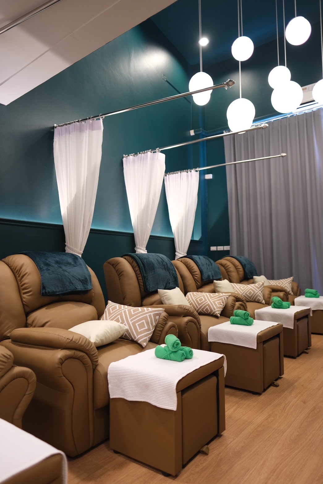 Retreat Nimman Massage & Spa