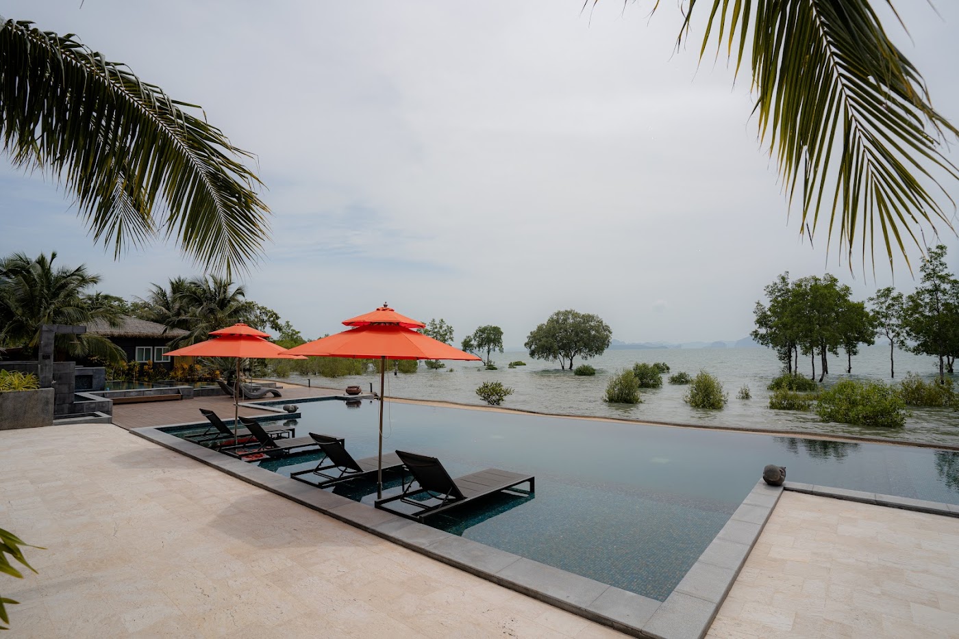 Big Sun Residence by iRETREAT